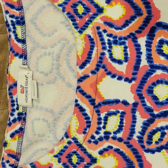 Vineyard Vines shirt - Picture 2 of 3